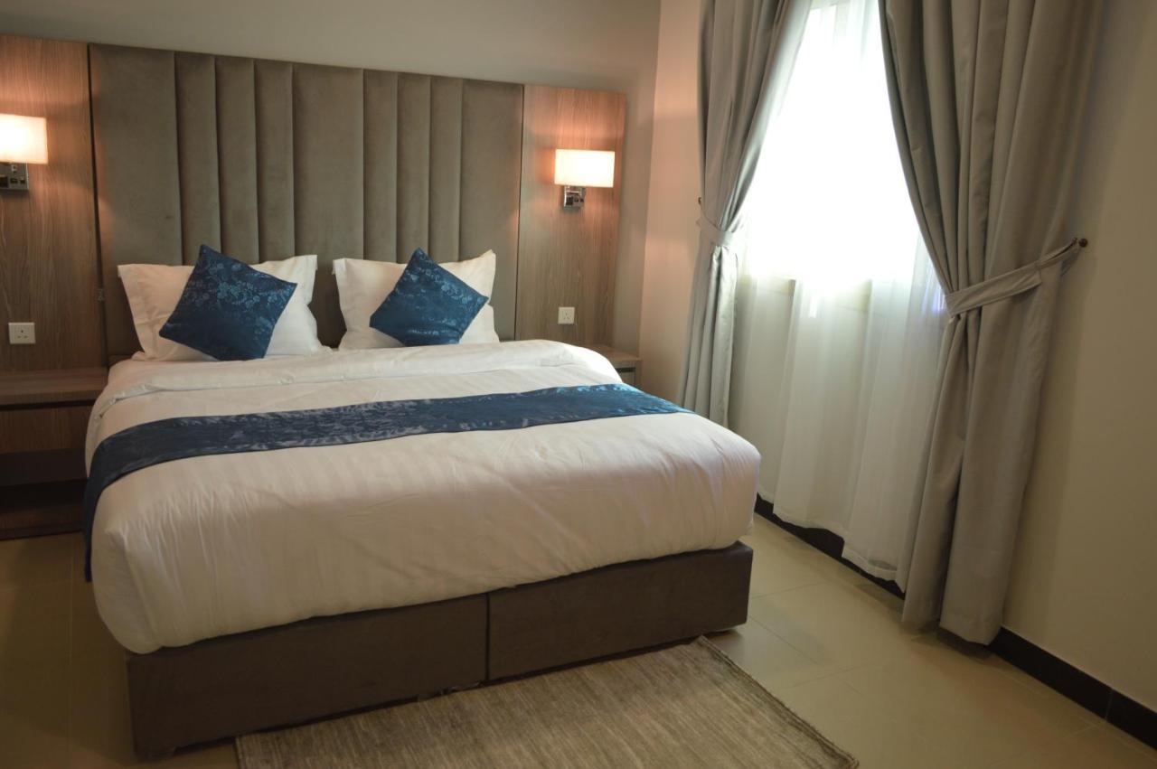 Terrace View 3 Apartment ดัมมัม ภายนอก รูปภาพ